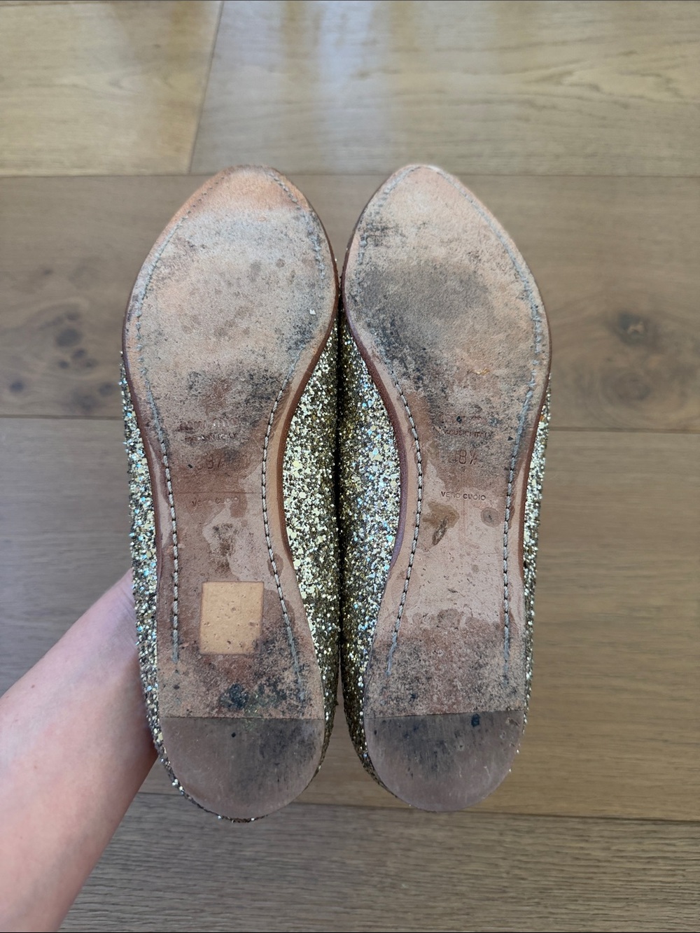 Miu Miu Gold Glitter Pointed Flats with Crystal Bow - Picture 4 of 6